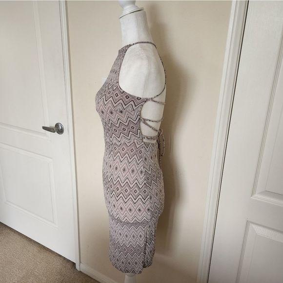 4SI3MNA Metallic Pink Backless Strappy Dress - Picture 2 of 9